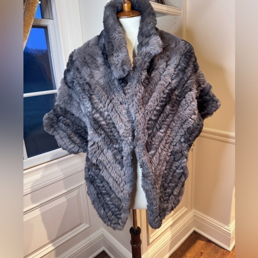MK Metric Knits Faux rabbit Fur jacket shades of grey size xs / small